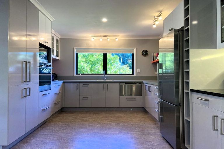 Photo of property in 52 James Cook Street, Havelock North, 4130