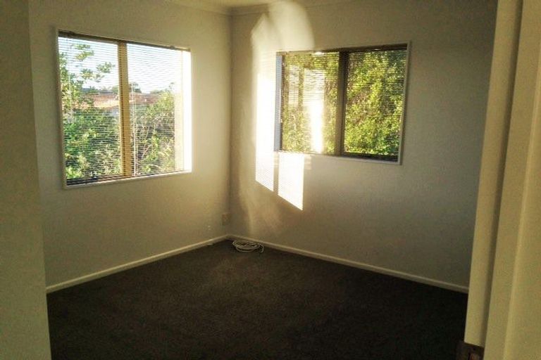 Photo of property in 20 Carrick Glen Avenue, Flat Bush, Auckland, 2019