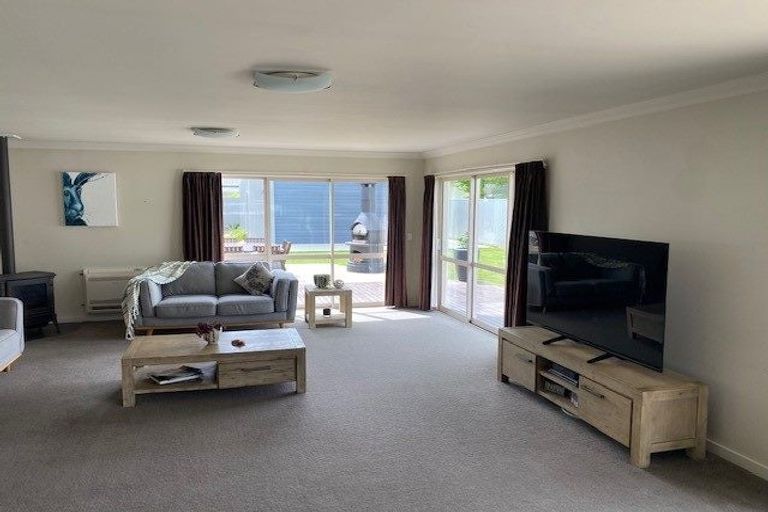 Photo of property in 65 York Road, Riversdale, 9776