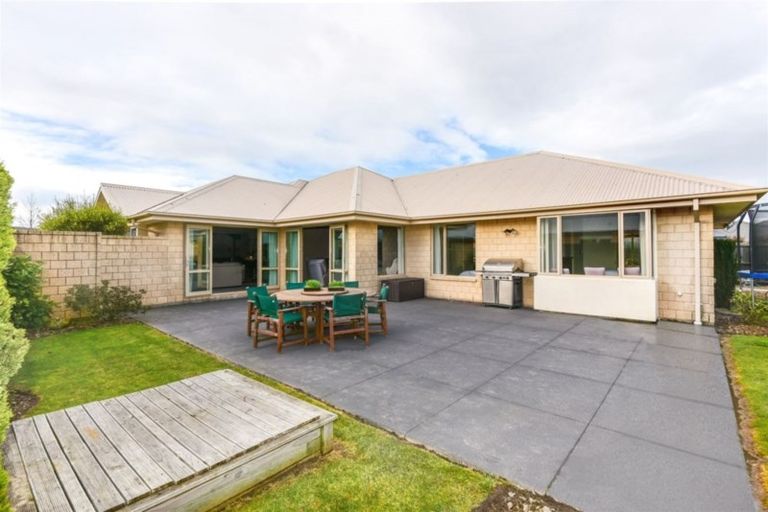 Photo of property in 75 Bibiana Street, Aidanfield, Christchurch, 8025