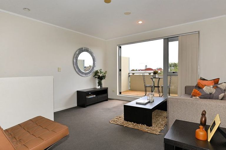 Photo of property in 325/26 Morningside Drive, Morningside, Auckland, 1025