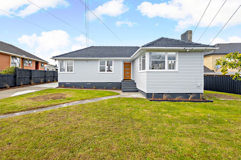 Photo of property in 104 Fisher Crescent, Otara, Auckland, 2023