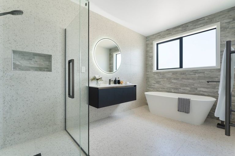 Photo of property in 16 Te Ara O Tahataharoa, Te Puna, Tauranga, 3176