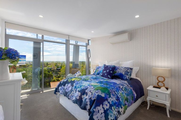 Photo of property in 26 Overdale Drive, Cashmere, Christchurch, 8022