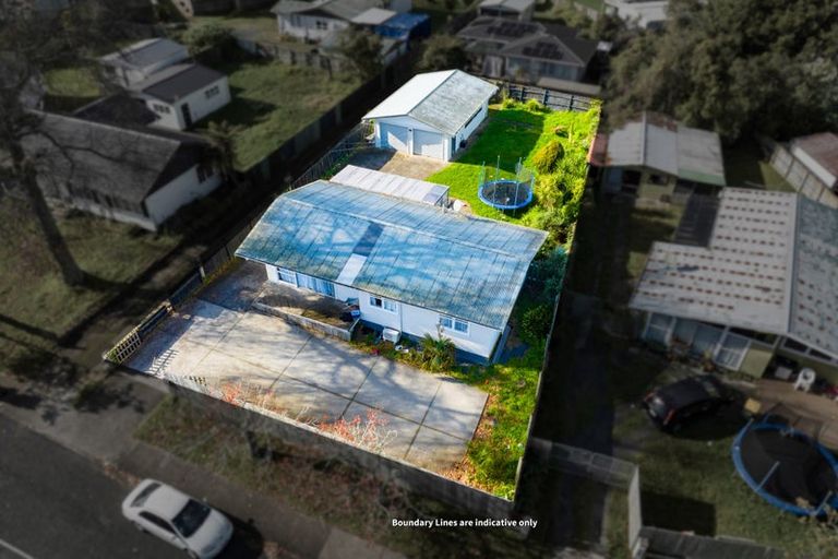 Photo of property in 12 Cargill Street, Papakura, 2110