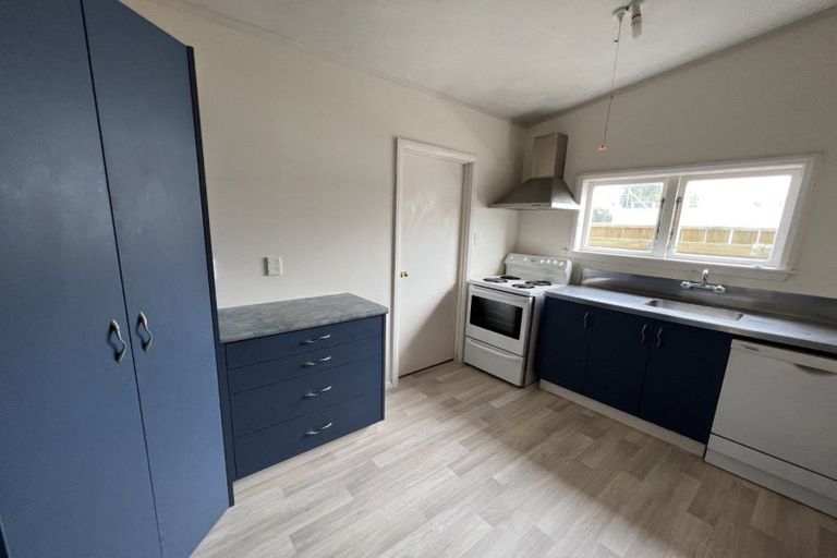 Photo of property in 8 Bourke Street, Palmerston North, 4410
