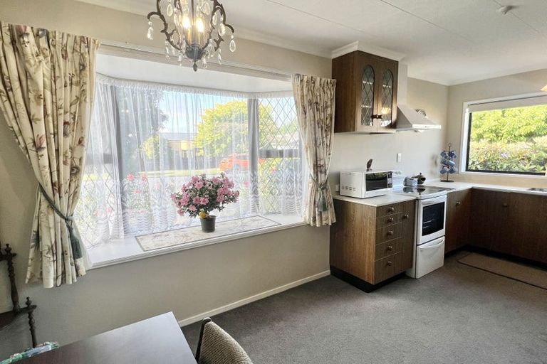 Photo of property in 92 Newcastle Street, Windsor, Invercargill, 9810