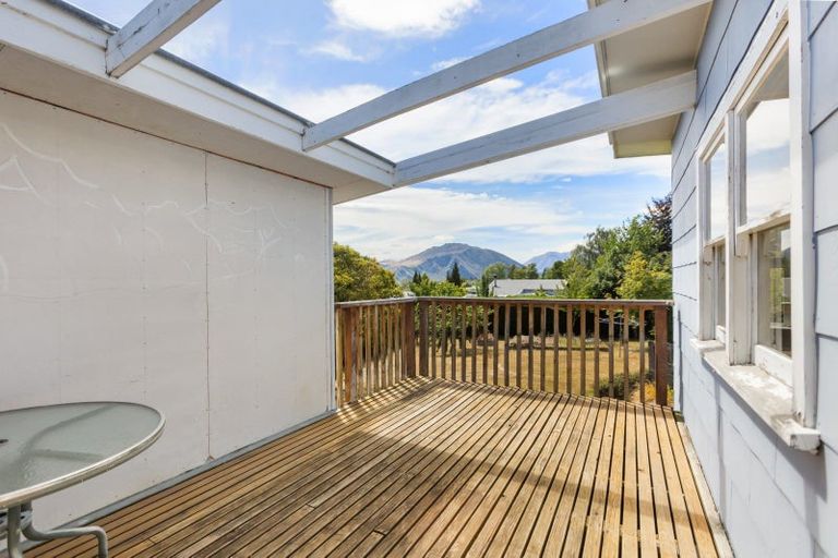 Photo of property in 7 Eely Point Road, Wanaka, 9305