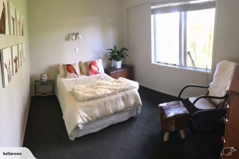 Photo of property in 85 Exmouth Road, Northcote, Auckland, 0627