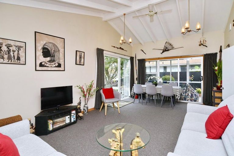 Photo of property in 18 Scotswood Place, Rangiora, 7400