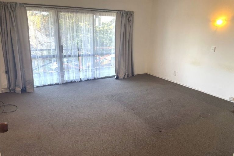 Photo of property in 94 Porritt Avenue, Chatswood, Auckland, 0626