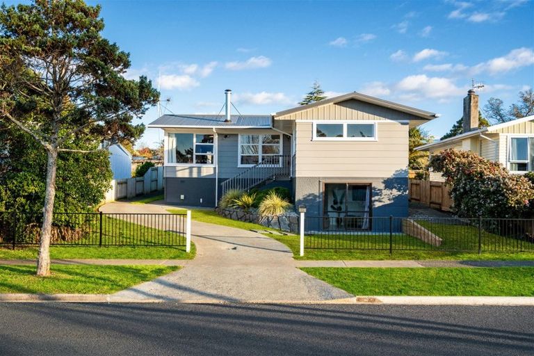 Photo of property in 21 Manapouri Street, Tikipunga, Whangarei, 0112