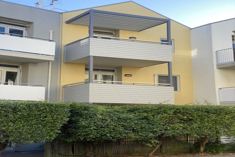 Photo of property in Marrakech Cafe, 50/305 Evans Bay Parade, Hataitai, Wellington, 6021