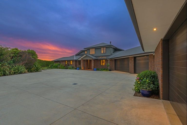 Photo of property in 78 County Heights Drive, Aokautere, 4471