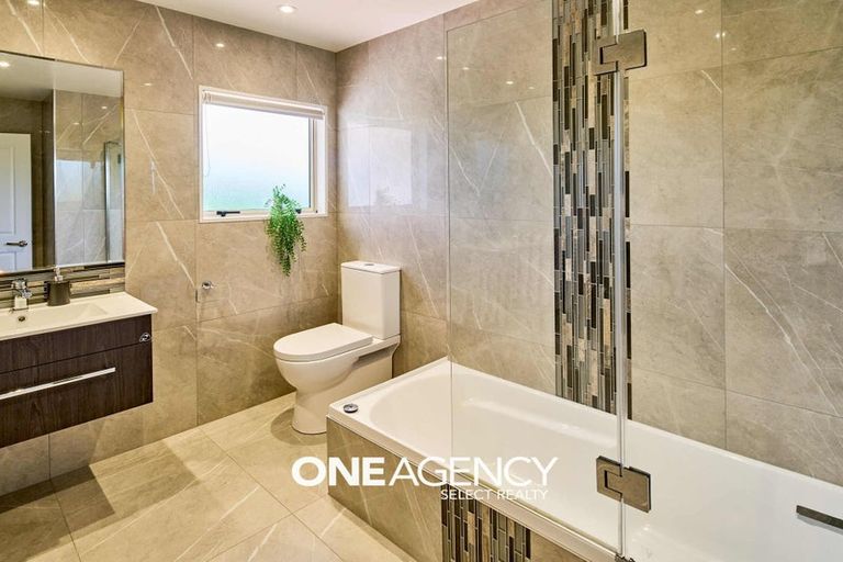 Photo of property in 19 Cabbage Tree Grove, Woodridge, Wellington, 6037