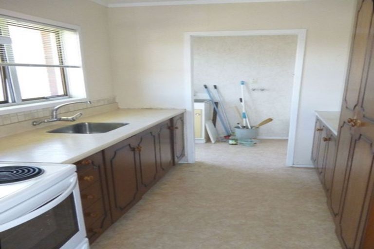 Photo of property in 1/11 Manuka Road, Bayview, Auckland, 0629