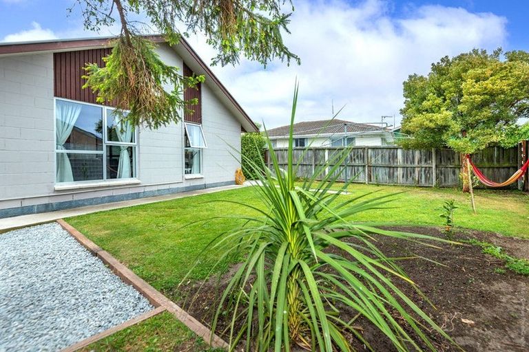 Photo of property in 4 Takapu Place, Bromley, Christchurch, 8062