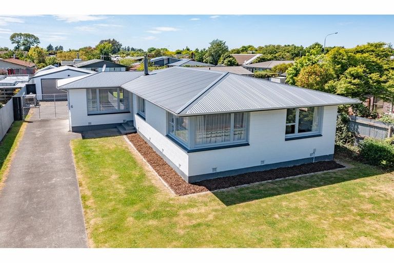 Photo of property in 6 Bush Street, Rangiora, 7400