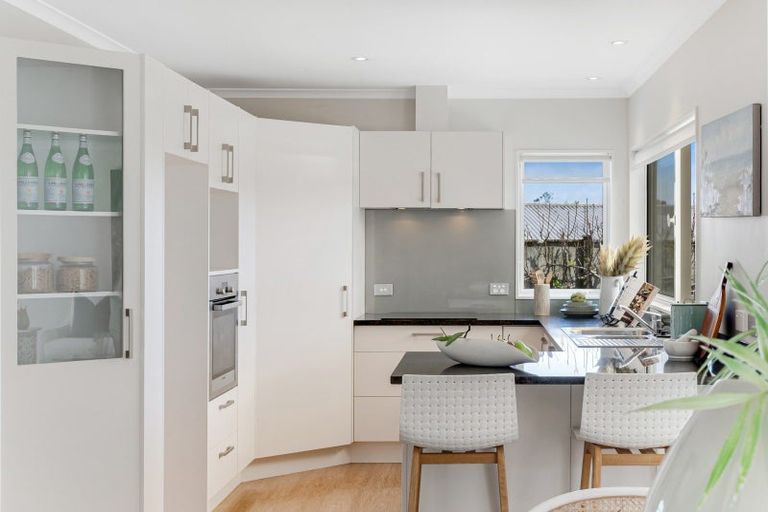 Photo of property in 28 Drake Street, Howick, Auckland, 2014