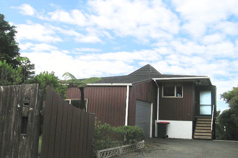 Photo of property in 90a Thurleigh Grove, Karori, Wellington, 6012
