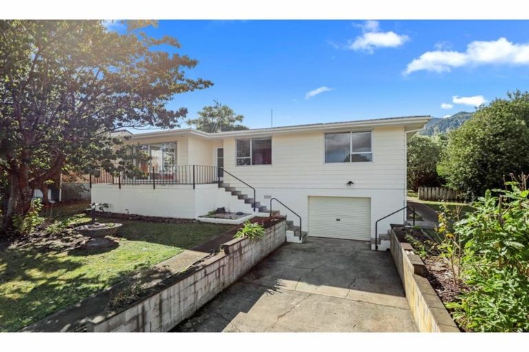 Photo of property in 21 Carlton Street, Te Aroha, 3320