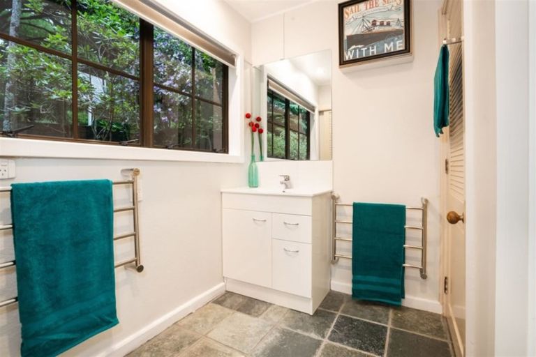 Photo of property in 15 The Glade South, Pukekohe, 2120