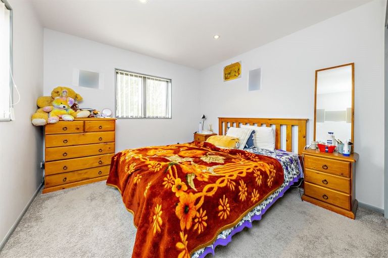 Photo of property in 51 Tarapiroe Avenue, Takanini, 2112