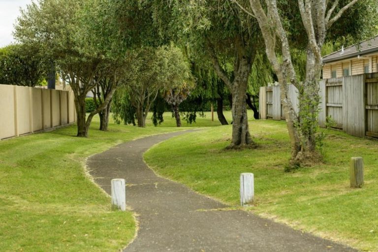 Photo of property in 27 Sovereign Drive, Papamoa Beach, Papamoa, 3118