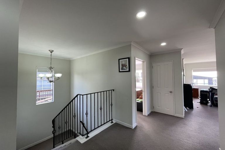 Photo of property in 39 Terrasini Drive, Flat Bush, Auckland, 2019