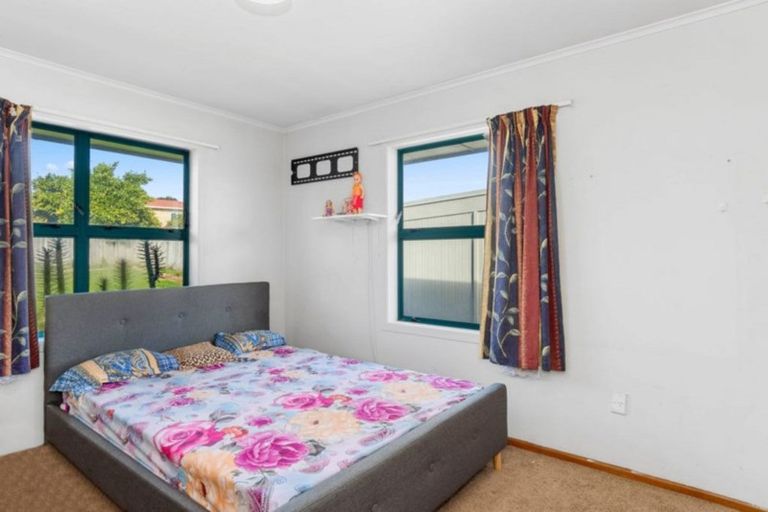 Photo of property in 4 Atuaroa Avenue, Te Puke, 3119