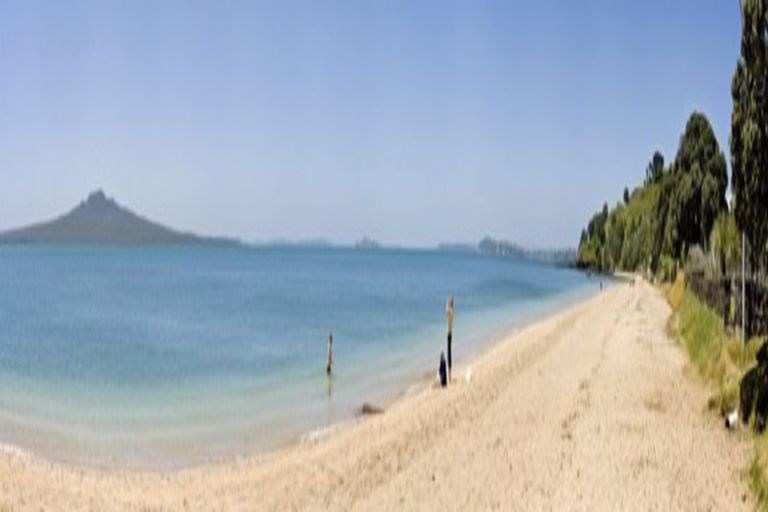 Photo of property in 2 Kerr Street, Devonport, Auckland, 0624