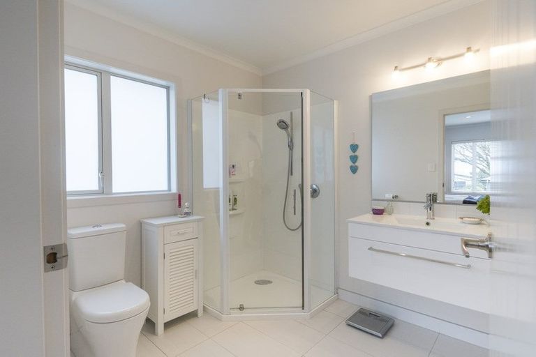 Photo of property in 48a Churchill Avenue, Hokowhitu, Palmerston North, 4410