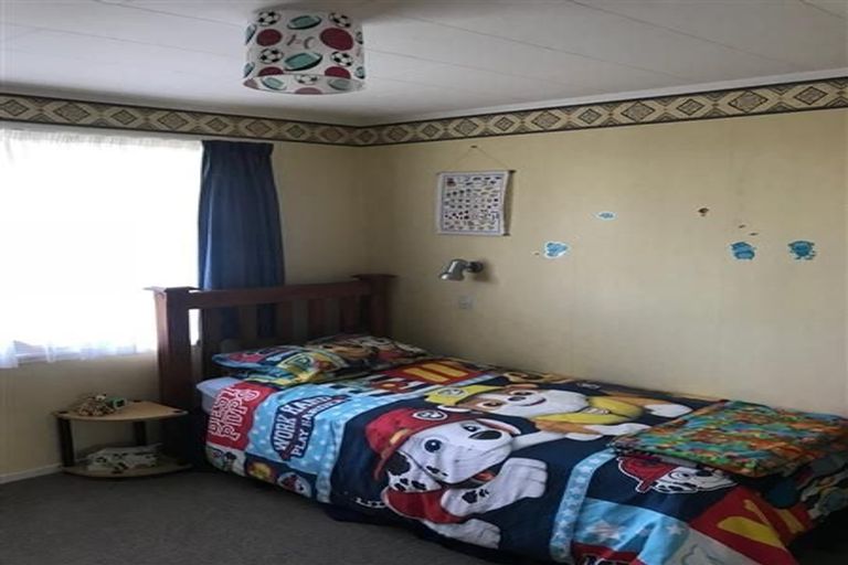 Photo of property in 27 Moorhouse Street, Taradale, Napier, 4112