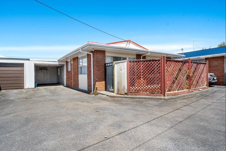 Photo of property in 124d Govett Avenue, Frankleigh Park, New Plymouth, 4310