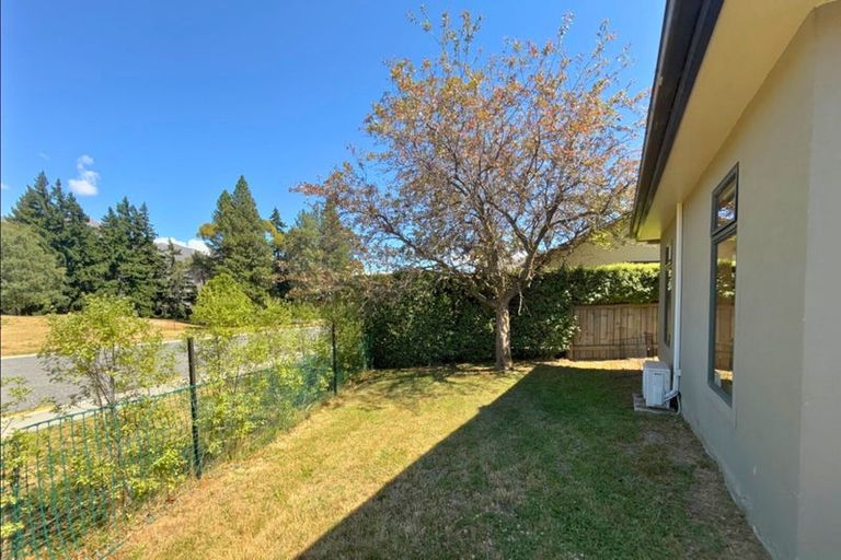 Photo of property in 14mt Aspiring College, 131 Plantation Road, Wanaka, 9305