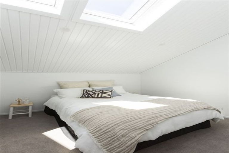 Photo of property in 2/24 Rookwood Avenue, New Brighton, Christchurch, 8083