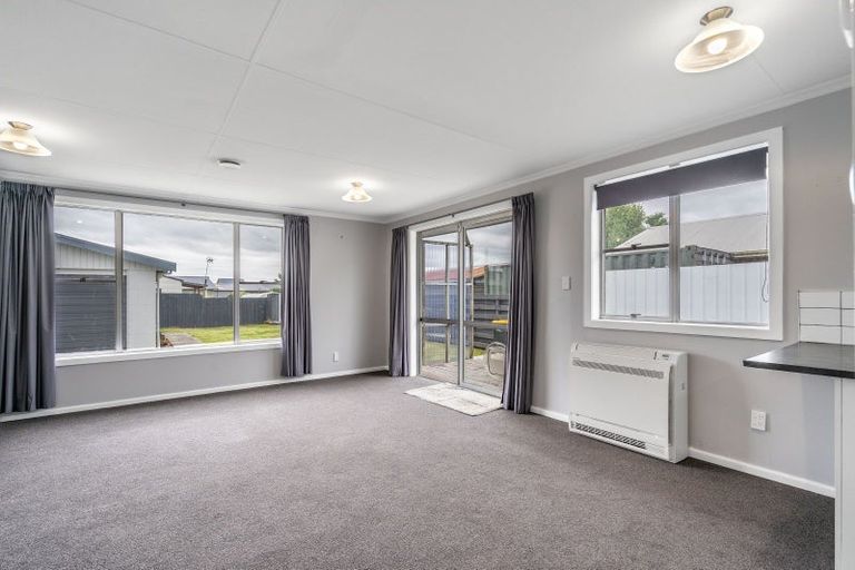 Photo of property in 75 Glenalmond Crescent, Rockdale, Invercargill, 9812