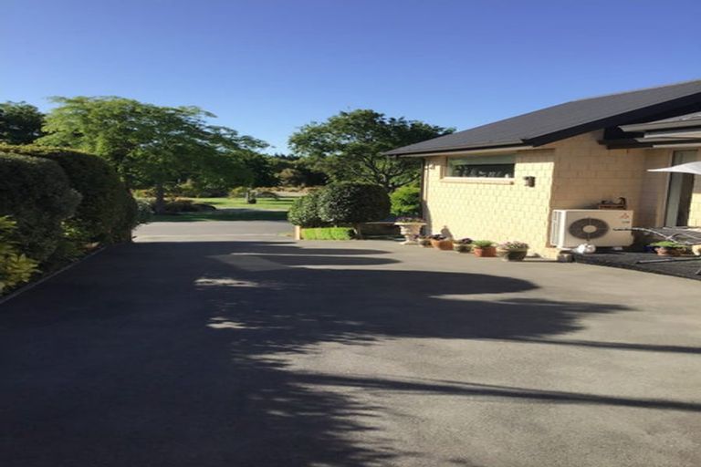 Photo of property in 20 Titirangi Crescent, Parklands, Christchurch, 8083