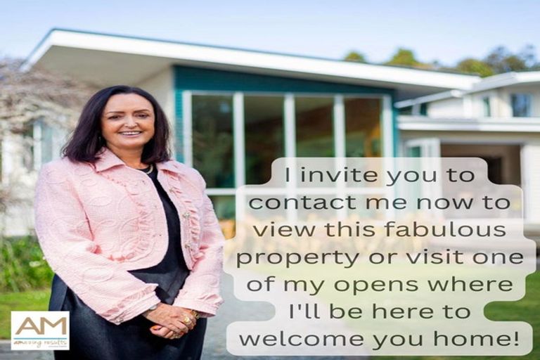 Photo of property in 21 Paekakariki Hill Road, Pauatahanui, Porirua, 5381