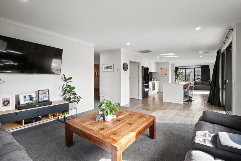 Photo of property in 70 Risinghurst Terrace, Lower Shotover, Queenstown, 9304