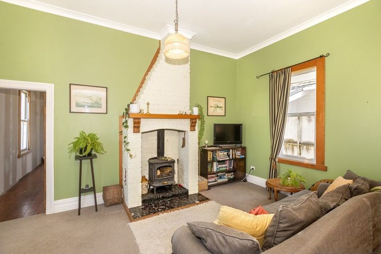 Photo of property in 387 Palmerston Road, Gisborne, 4010