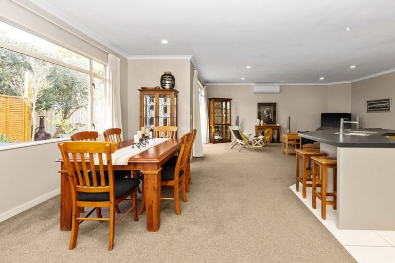 Photo of property in 88 Brookvale Road, Havelock North, 4130