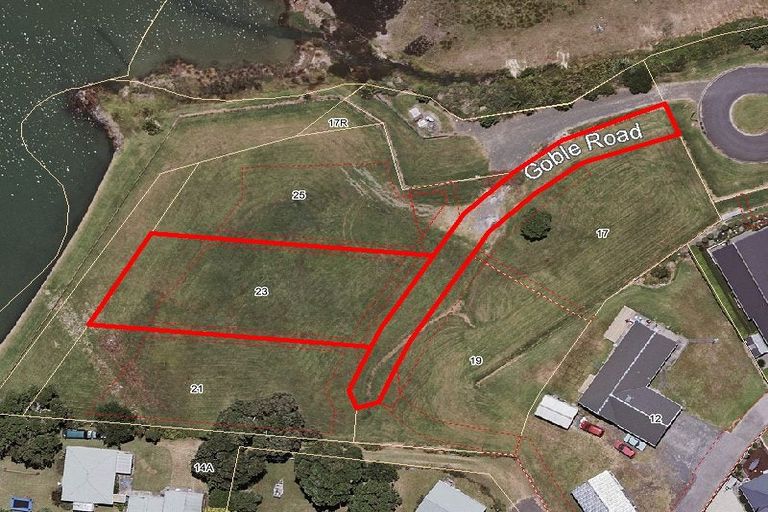 Photo of property in 23 Goble Road, Clarks Beach, 2679