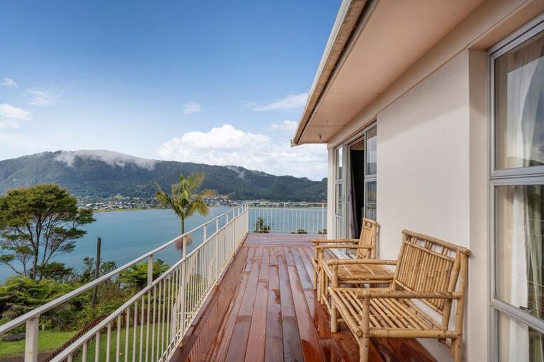 Photo of property in 44 Tairua Heights, Tairua, 3508