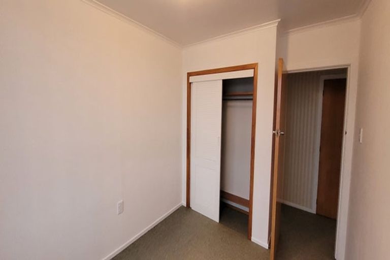 Photo of property in 8 Kitchener Terrace, Moturoa, New Plymouth, 4310