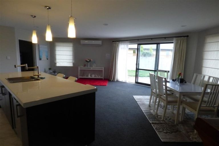 Photo of property in 10 Bellbird Place, Rolleston, 7614