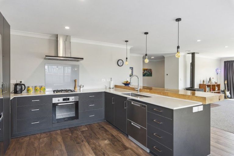 Photo of property in 201a Tiro Tiro Road, Levin, 5510