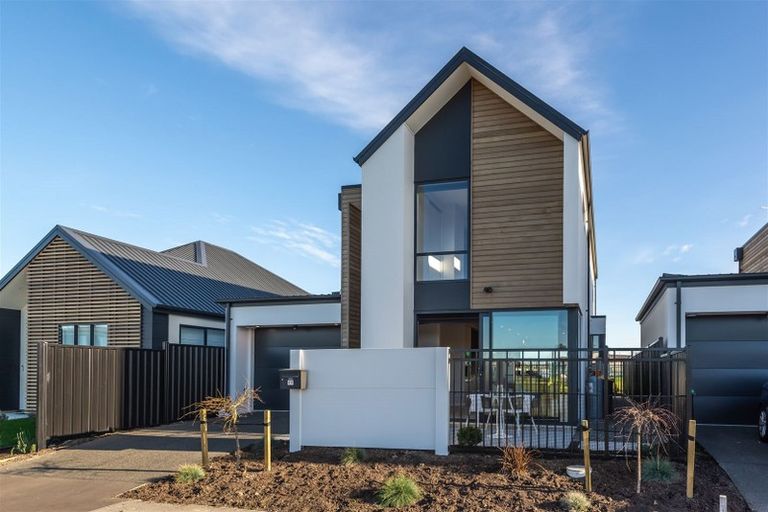 Photo of property in 77 Manakura Street, Russley, Christchurch, 8042