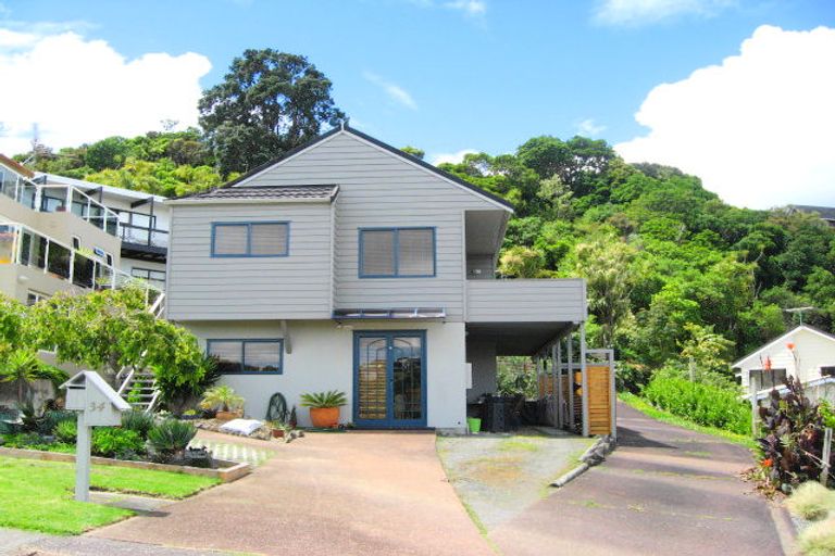 Photo of property in 34 Zita Avenue, Matakatia, Whangaparaoa, 0930