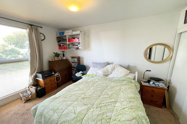 Photo of property in Mahora Court Flats, 25 Mahora Street, Kilbirnie, Wellington, 6022